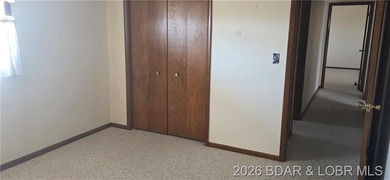 Great Location in the heart of Laurie with this 2 bedroom 2 bath - photo 12
