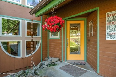 Motivated Seller - This is a gorgeous residence with beautiful - photo 7