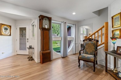 Motivated Seller - This is a gorgeous residence with beautiful - photo 8