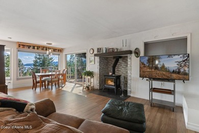 Motivated Seller - This is a gorgeous residence with beautiful - photo 9