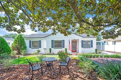Lake Hollingsworth Home For Sale in Lakeland Florida