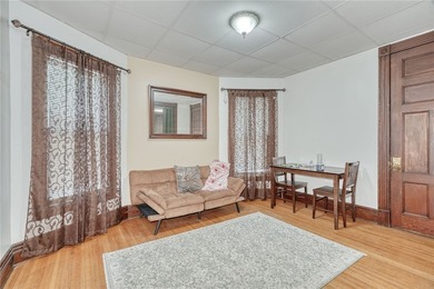 Welcome to 485 Meigs Street (14607)! This classic two-family - photo 13