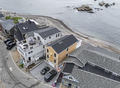 Enjoy refined seaside living with this exceptional dual-unit - photo 3