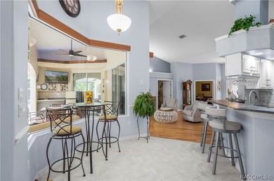 Welcome to this exceptional 2006 3-bedroom, 3-bathroom residence - photo 13