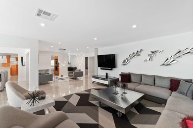 Experience the pinnacle of luxury waterfront living in The - photo 15