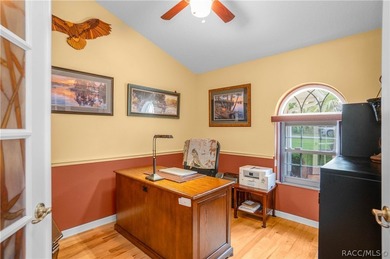 Welcome to this exceptional 2006 3-bedroom, 3-bathroom residence - photo 17
