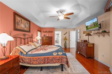 Welcome to this exceptional 2006 3-bedroom, 3-bathroom residence - photo 19