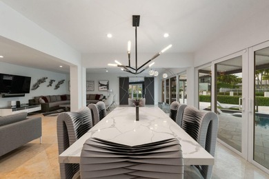 Experience the pinnacle of luxury waterfront living in The - photo 20