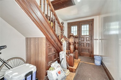 Welcome to 485 Meigs Street (14607)! This classic two-family - photo 24