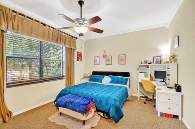 Beautifully maintained and spacious 2-bedroom, 2-bath corner - photo 24