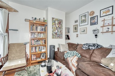 Welcome to 485 Meigs Street (14607)! This classic two-family - photo 27