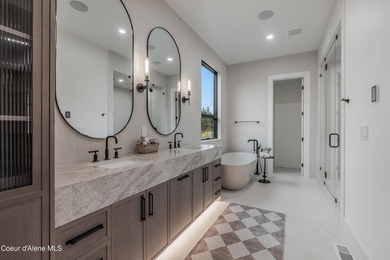 Welcome to an extraordinary newly completed custom residence in - photo 31