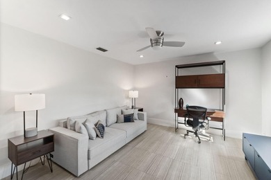 Experience the pinnacle of luxury waterfront living in The - photo 32