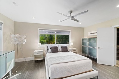 Experience the pinnacle of luxury waterfront living in The - photo 35