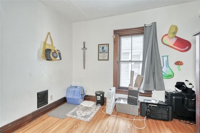Welcome to 485 Meigs Street (14607)! This classic two-family - photo 38