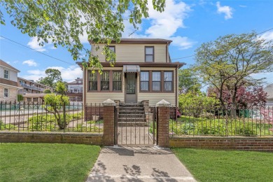 (private lake, pond, coastal) Home Sale Pending in College Point New York