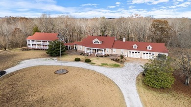 Welcome to Quailwood Ranch, a premier working cattle farm and - photo 2