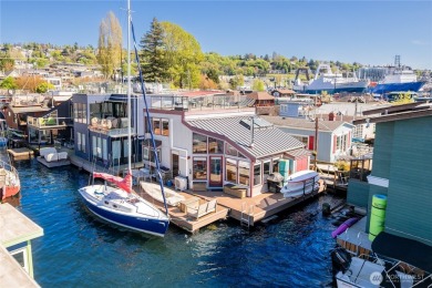Lake Home For Sale in Seattle, Washington