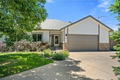 3,000 SqFt Under $1M in Louisville! A lovely 4 BD Ranch + Office - photo 1
