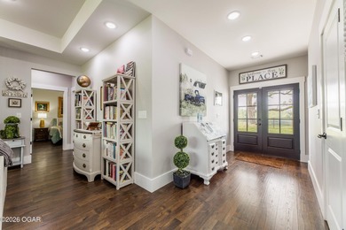 You're not dreaming, this stunning custom built home rests on 5 - photo 8