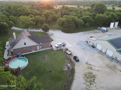 Property Description - Jasper 40 Custom 6-Bedroom 4 Bath Home on - photo 3