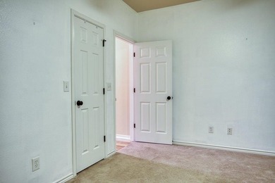 COME SEE YOUR NEW HOME! This gorgeous home features all the - photo 21