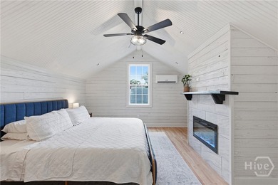 Charming and well-built, this beautifully maintained 4 bedroom - photo 24