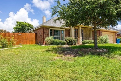 COME SEE YOUR NEW HOME! This gorgeous home features all the - photo 29
