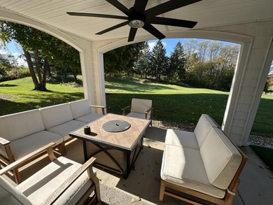 This home overlooks the pristine Lake Michigan Hills Golf Course - photo 32