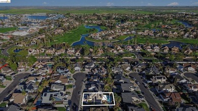 The best deal in Discovery Bay with a pool, owned solar, and a - photo 46