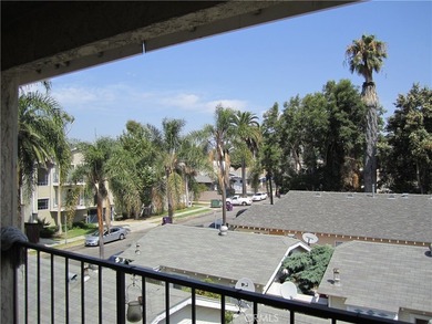 Located in the heart of Long Beach's vibrant Zaferia - photo 7