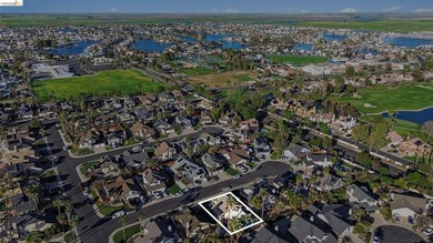 The best deal in Discovery Bay with a pool, owned solar, and a - photo 47