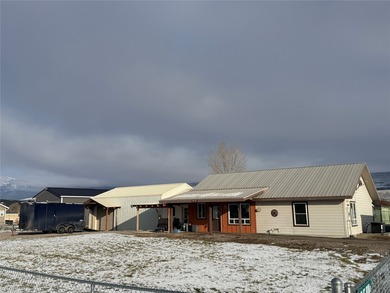 Clark Fork River Home For Sale in Plains Montana
