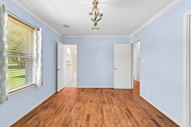Looking for a home that's been well cared for without breaking - photo 16