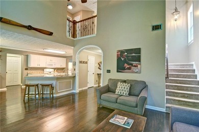 Make this charming Wyngate/Towne Lake home your own! Wonderful - photo 18