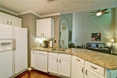 Make this charming Wyngate/Towne Lake home your own! Wonderful - photo 27