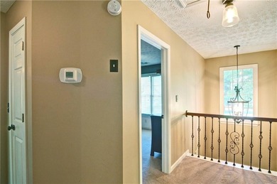 Make this charming Wyngate/Towne Lake home your own! Wonderful - photo 31