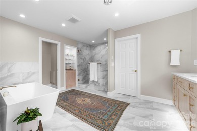 Beautifully updated 5BR/4.5BA home in desirable Shelby - photo 32