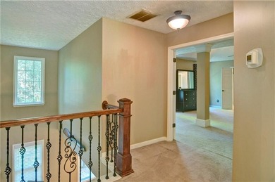 Make this charming Wyngate/Towne Lake home your own! Wonderful - photo 32