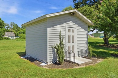 Looking for a home that's been well cared for without breaking - photo 32