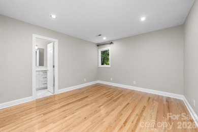 Beautifully updated 5BR/4.5BA home in desirable Shelby - photo 37