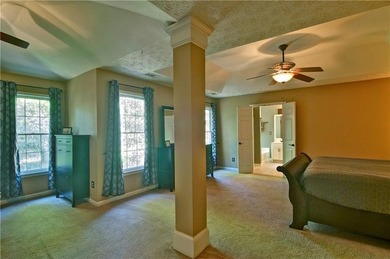 Make this charming Wyngate/Towne Lake home your own! Wonderful - photo 40