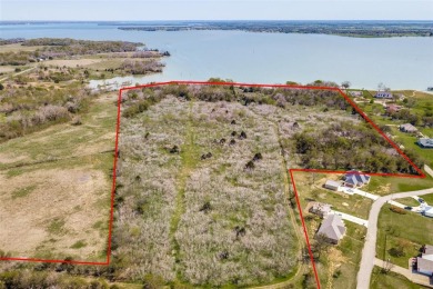 Richland Chambers Lake Acreage Sale Pending in Kerens Texas