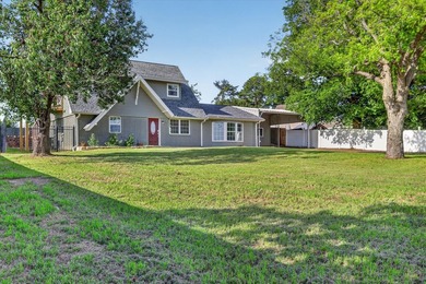 Welcome to Your New Oasis. Step into a private retreat that - photo 3