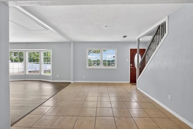 Welcome to Your New Oasis. Step into a private retreat that - photo 7