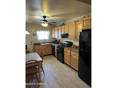 Welcome to comfortable carefree living! maintained 2bdr 2 bath - photo 14