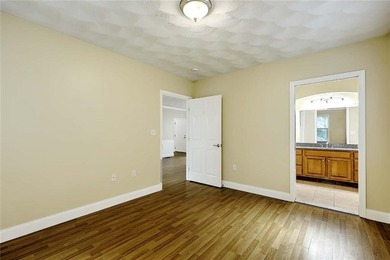 Welcome to this inviting end unit condo offering the perfect - photo 16