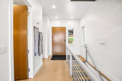 Luxury StandAlone Townhome at Apex Residences - Premier - photo 16