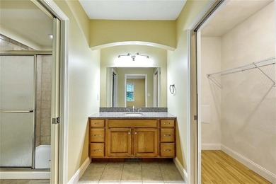 Welcome to this inviting end unit condo offering the perfect - photo 17