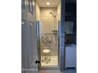 Welcome to comfortable carefree living! maintained 2bdr 2 bath - photo 22